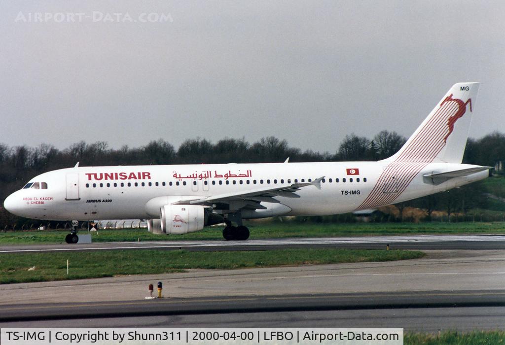TS-IMG, 1992 Airbus A320-211 C/N 0390, Ready for take off rwy 15L in old livery...