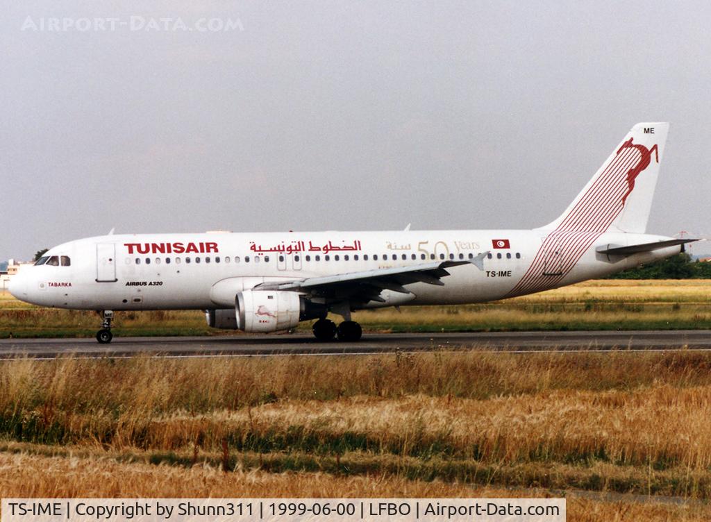 TS-IME, 1990 Airbus A320-211 C/N 123, Taxiing to the gate in old livery and with additional '50 years anniversary' sticker...