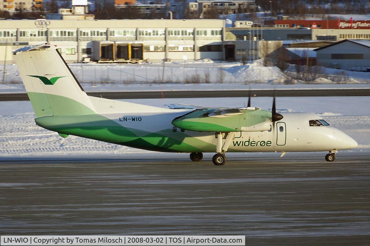 LN-WIO, 1995 De Havilland Canada DHC-8-103B Dash 8 C/N 417, 