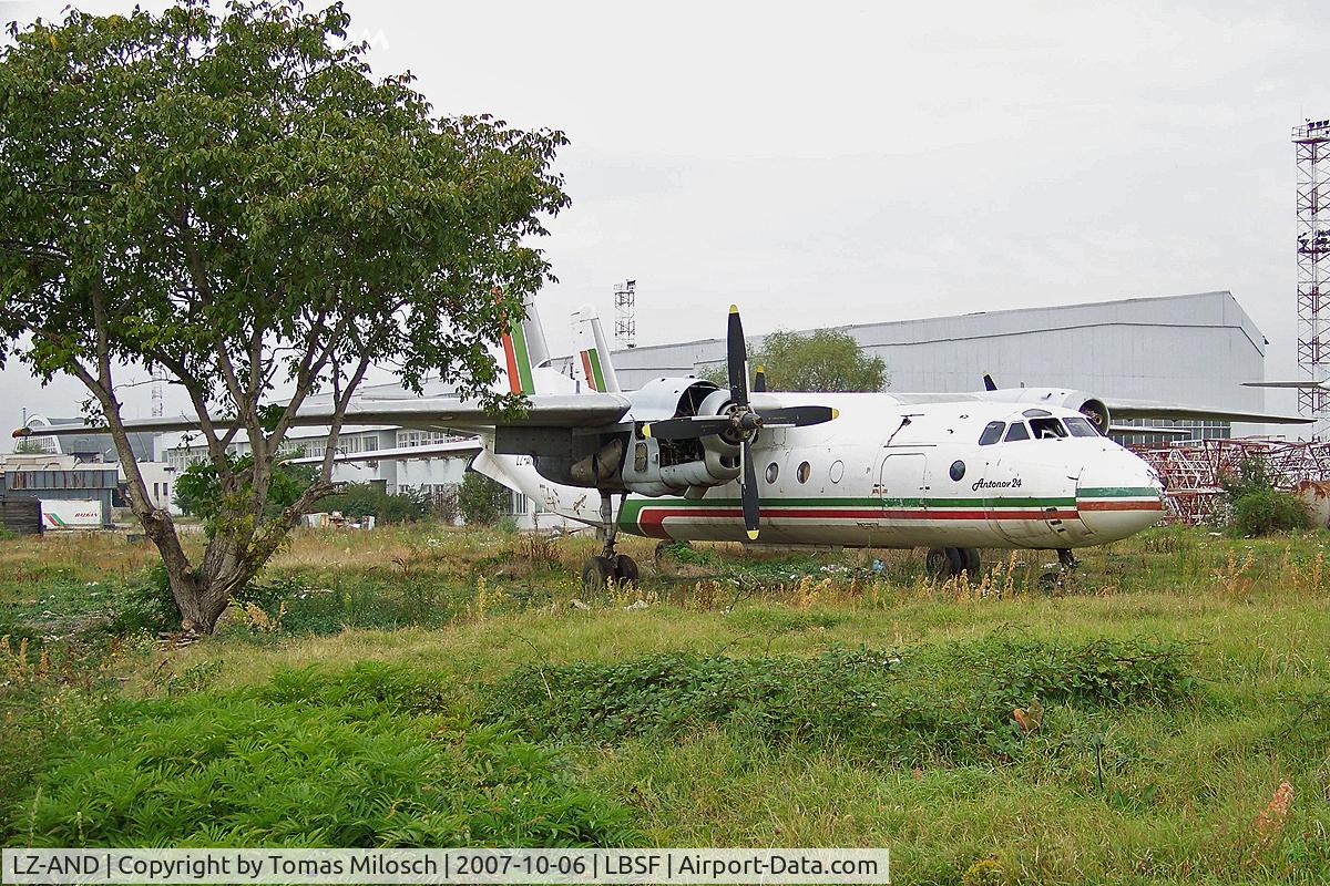 LZ-AND, 1967 Antonov An-24B C/N 77303301, 