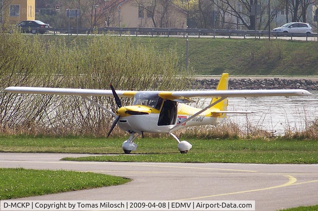 D-MCKP, B & F Technik FK-9 Mark IV C/N Not found D-MCKP, Airport Vilshofen
