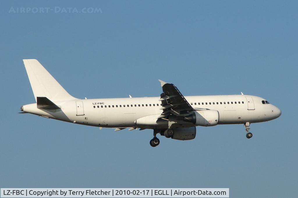 LZ-FBC, 2005 Airbus A320-214 C/N 2540, Air Bulgaria's anonymous looking Airbus 320 at Heathrow
