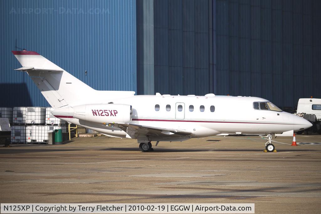 N125XP, 2000 Raytheon Hawker 800XP C/N 258485, Hawker 800XP at Luton
