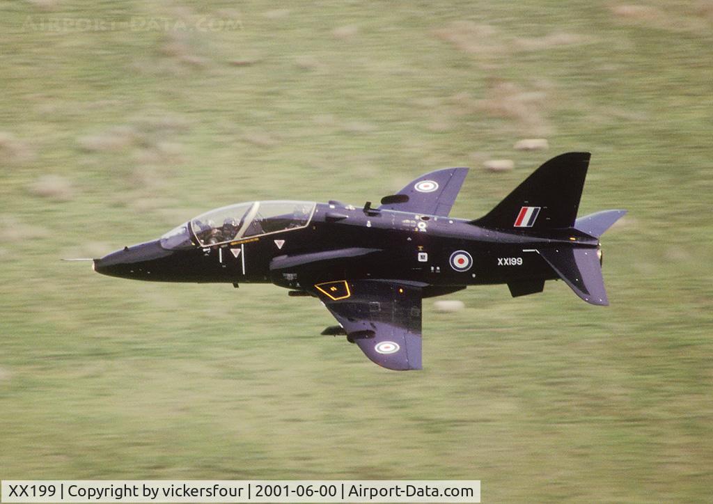 XX199, 1978 Hawker Siddeley Hawk T.1A C/N 046/312046, Royal Air Force. Operated by 4 FTS. Machynlleth Loop, Wales.