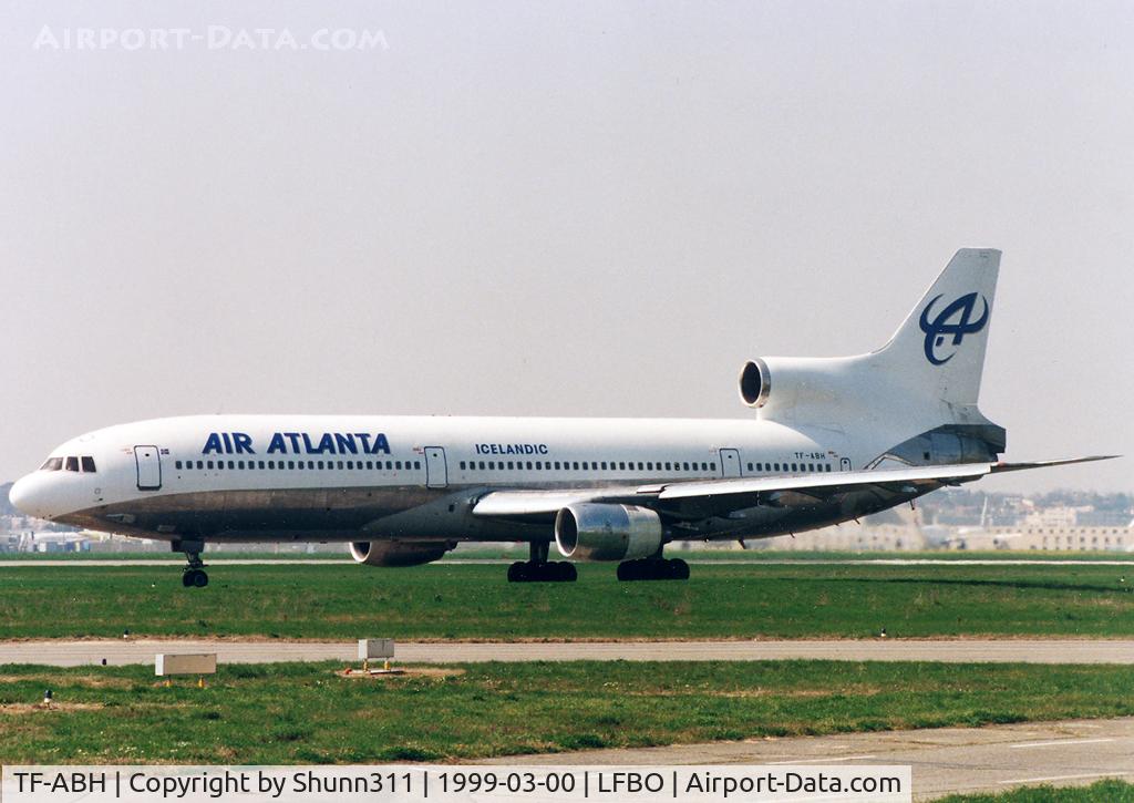 TF-ABH, 1973 Lockheed L-1011-385-1 TriStar 1 C/N 193A-1054, Taxiing holding point rwy 33R for departure... Caledonian flight...