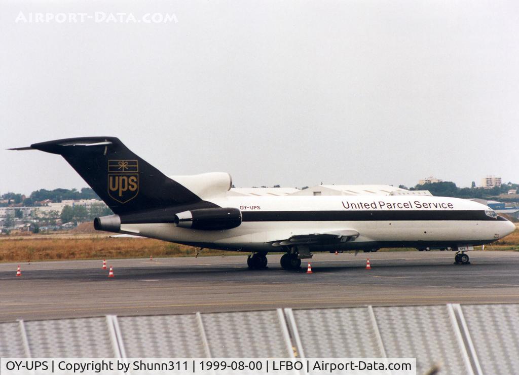 OY-UPS, 1967 Boeing 727-31C (QF) C/N 19232, Parked at the Cargo area...