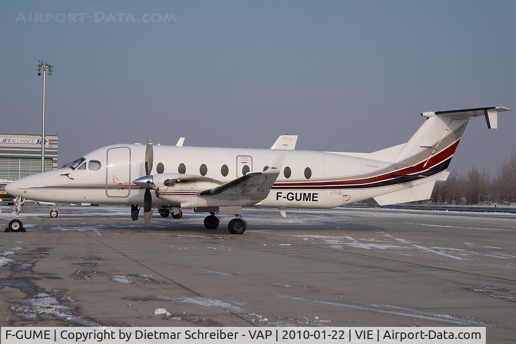 F-GUME, 1999 Beech 1900D C/N UE-371, Netjets Beech 1900D