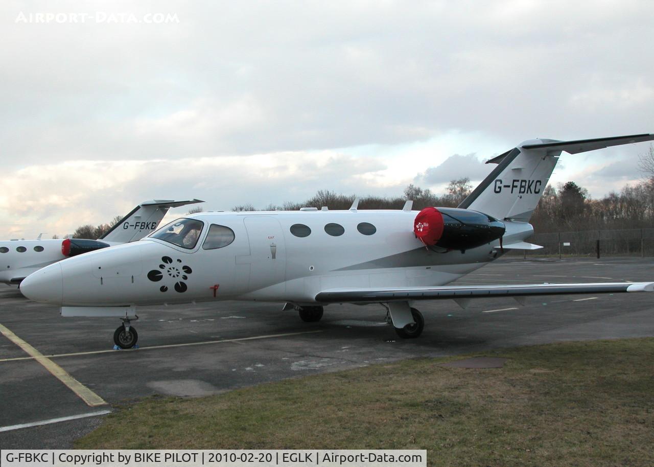 G-FBKC, 2008 Cessna 510 Citation Mustang Citation Mustang C/N 510-0127, PARKED ON THE TERMINAL APRON