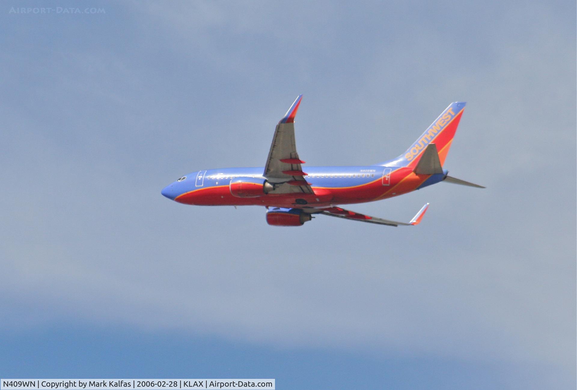 N409WN, 2001 Boeing 737-7H4 C/N 27896, Southwest Airlines Boeing 737-7H4, N409WN 25R departure KLAX.