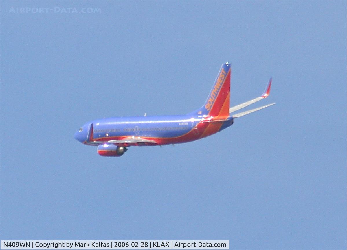 N409WN, 2001 Boeing 737-7H4 C/N 27896, Southwest Airlines Boeing 737-7H4, N409WN 25R departure KLAX.
