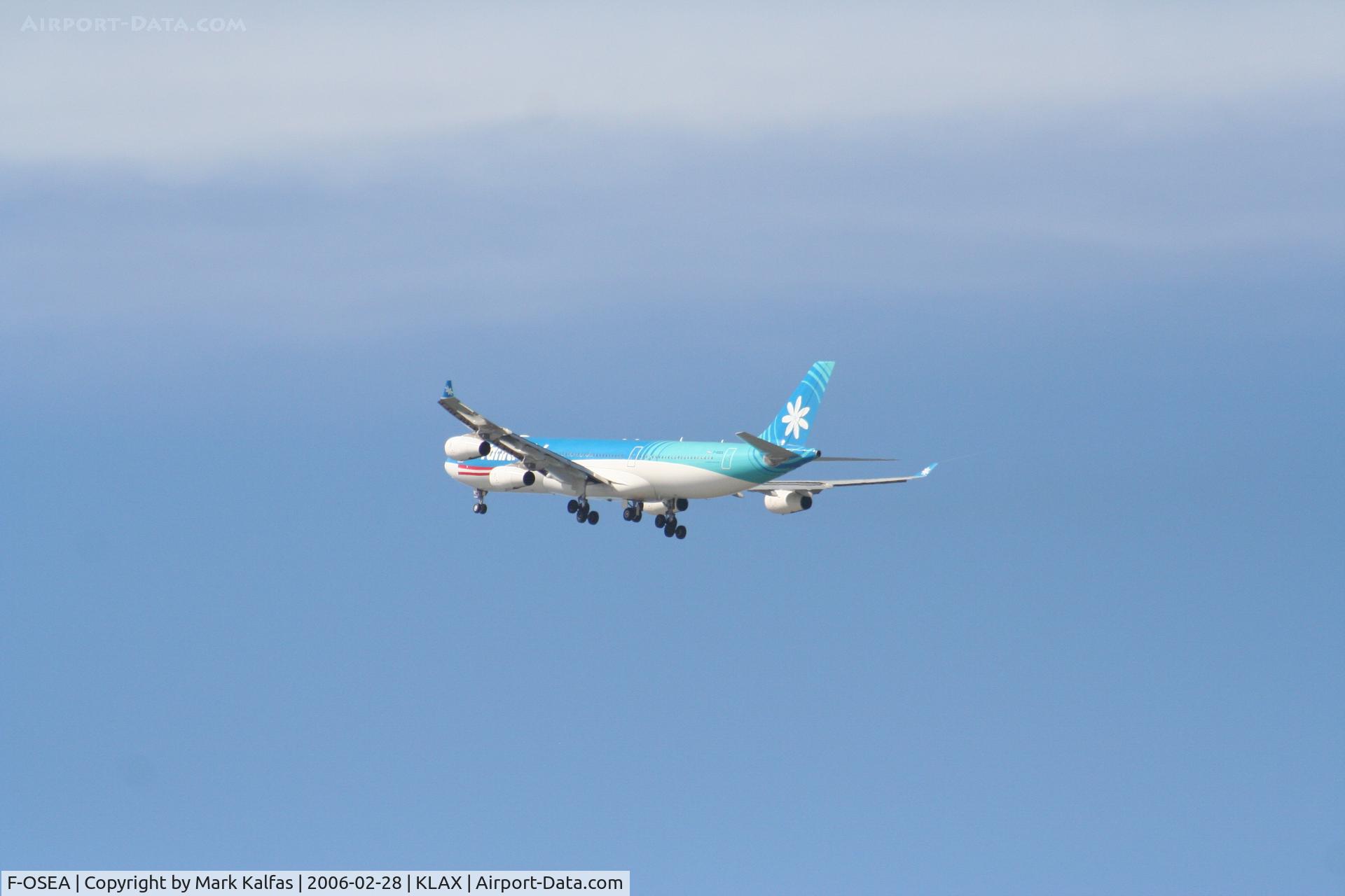 F-OSEA, 2001 Airbus A340-313 C/N 438, Air Tahiti Nui Airbus A340-313, F-OSEA 25R departure KLAX.