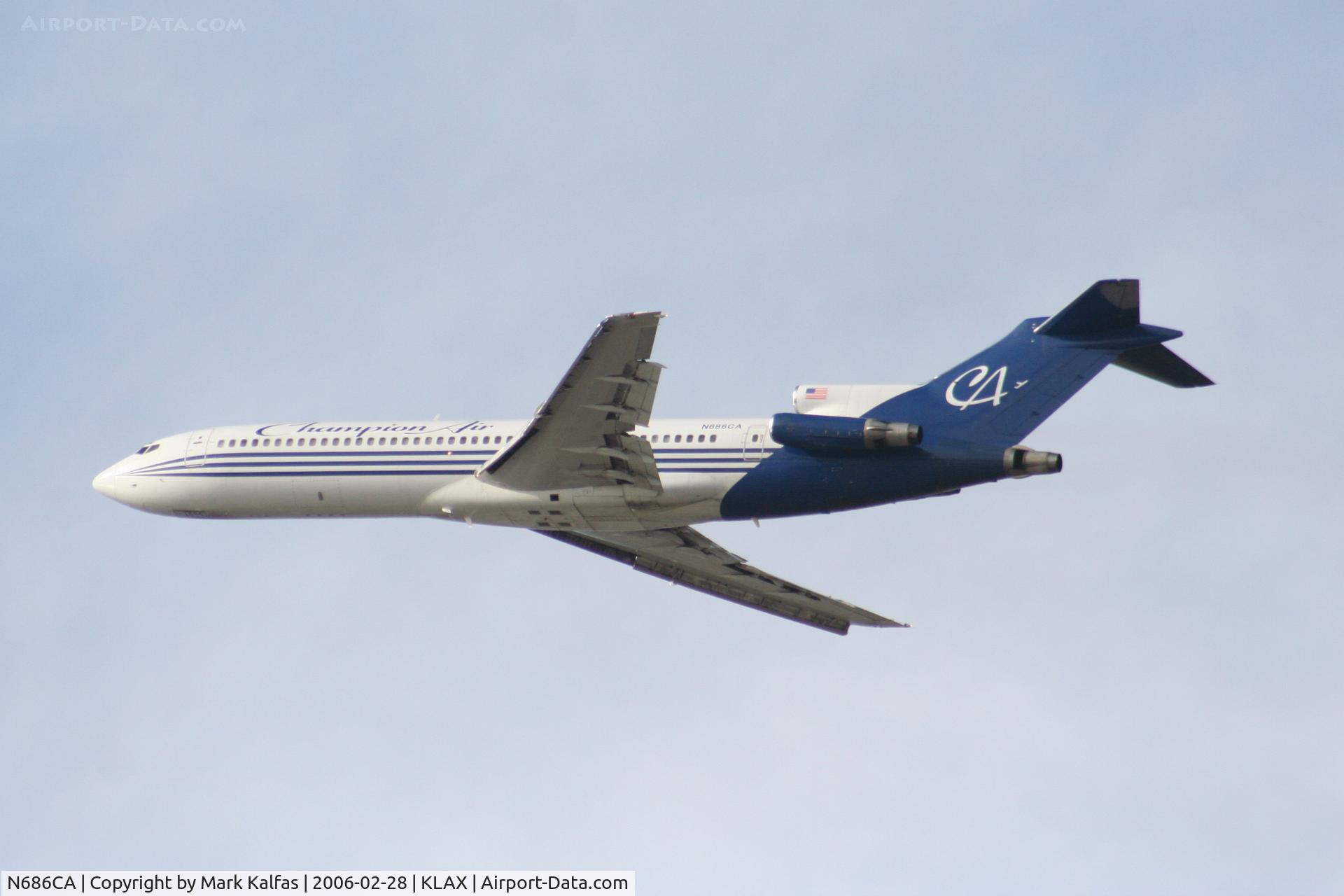 N686CA, 1980 Boeing 727-2S7 C/N 22021, Champion Air Boeing 727-2S7, N686CA 25L departure KLAX.