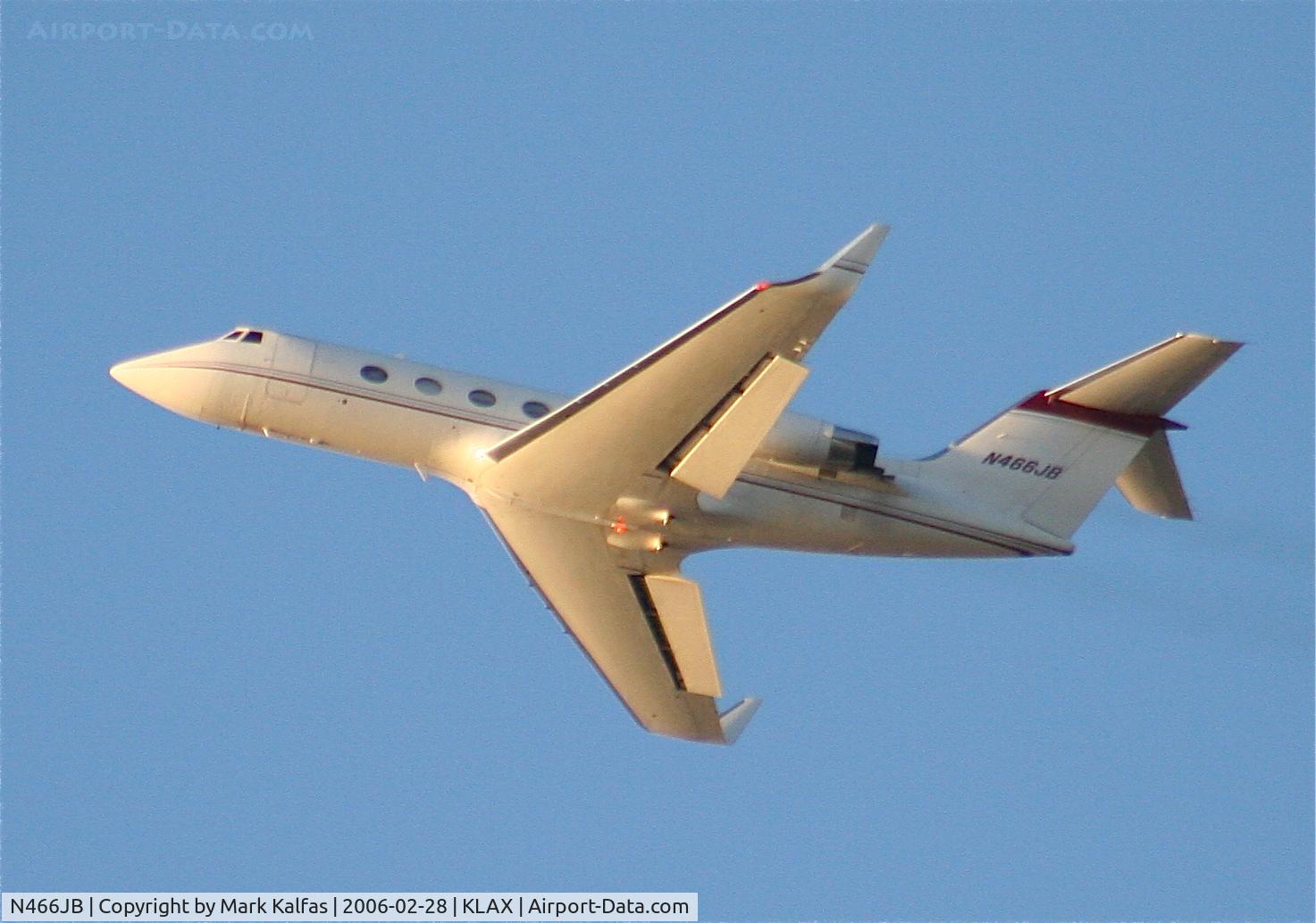 N466JB, 1969 Grumman G-1159 Gulfstream II C/N 57, Dream Toy LLC. Gulfstream II, N466JB departing 25L KLAX.