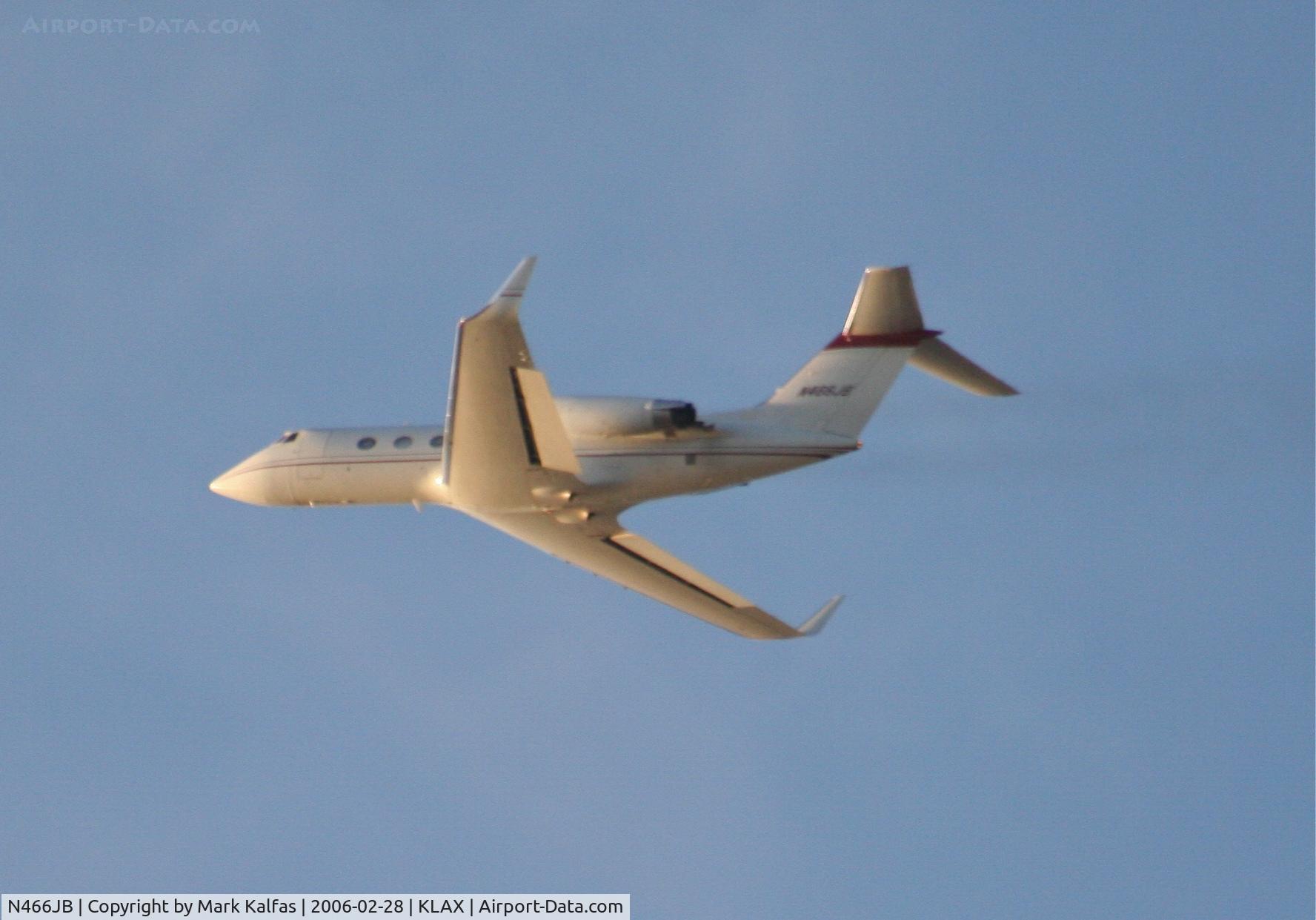 N466JB, 1969 Grumman G-1159 Gulfstream II C/N 57, Dream Toy LLC. Gulfstream II, N466JB departing 25L KLAX.
