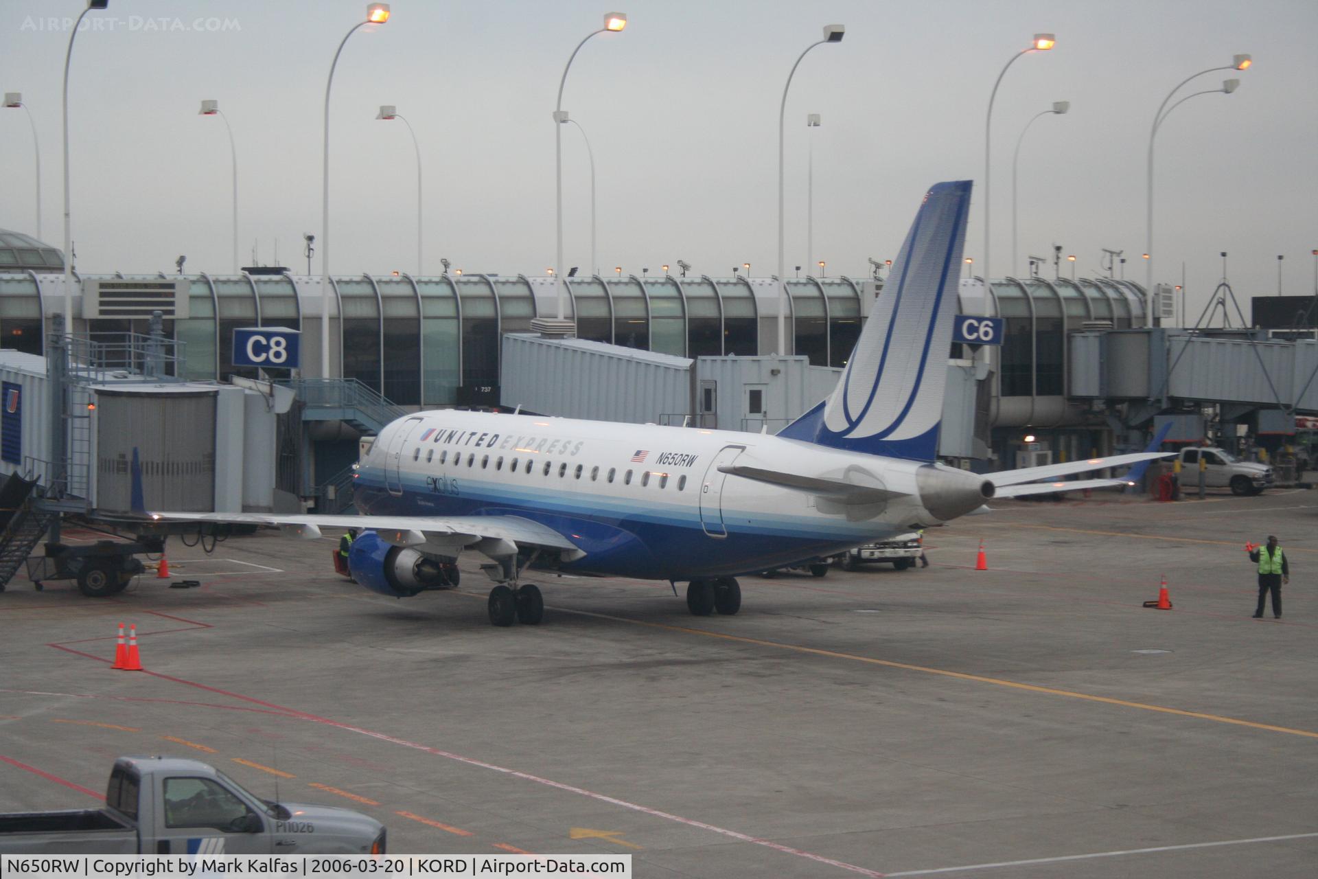 N650RW, 2005 Embraer 170SE (ERJ-170-100SE) C/N 17000071, Shuttle America Embraer ERJ 170-100 SE, at C8 KORD.