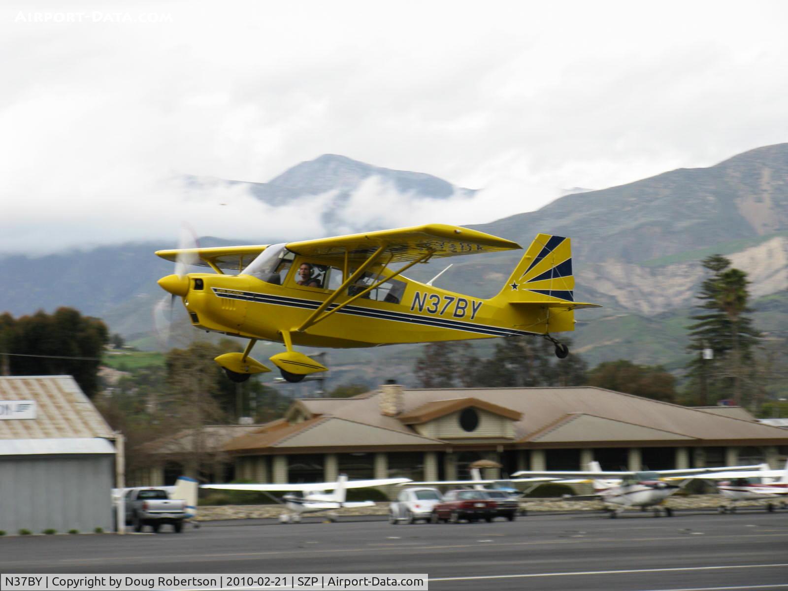 N37BY, 2004 American Champion 8KCAB Super Decathlon C/N 951-2004, 2004 American Chmpion 8KCAB, Lycoming AEIO-360 180 Hp, takeoff climb Rwy 22