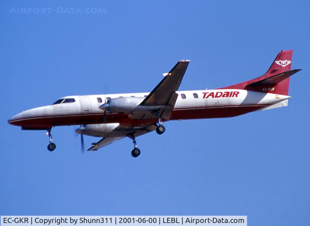 EC-GKR, 1985 Fairchild SA-227AC Metro III C/N AC-620, Landing rwy 25