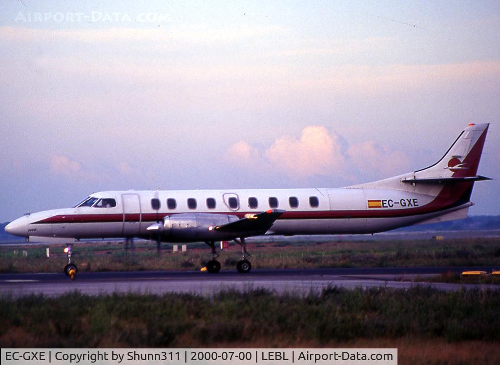EC-GXE, Fairchild SA-227AC Metro III C/N AC-694, Lining up rwy 20 for departure...