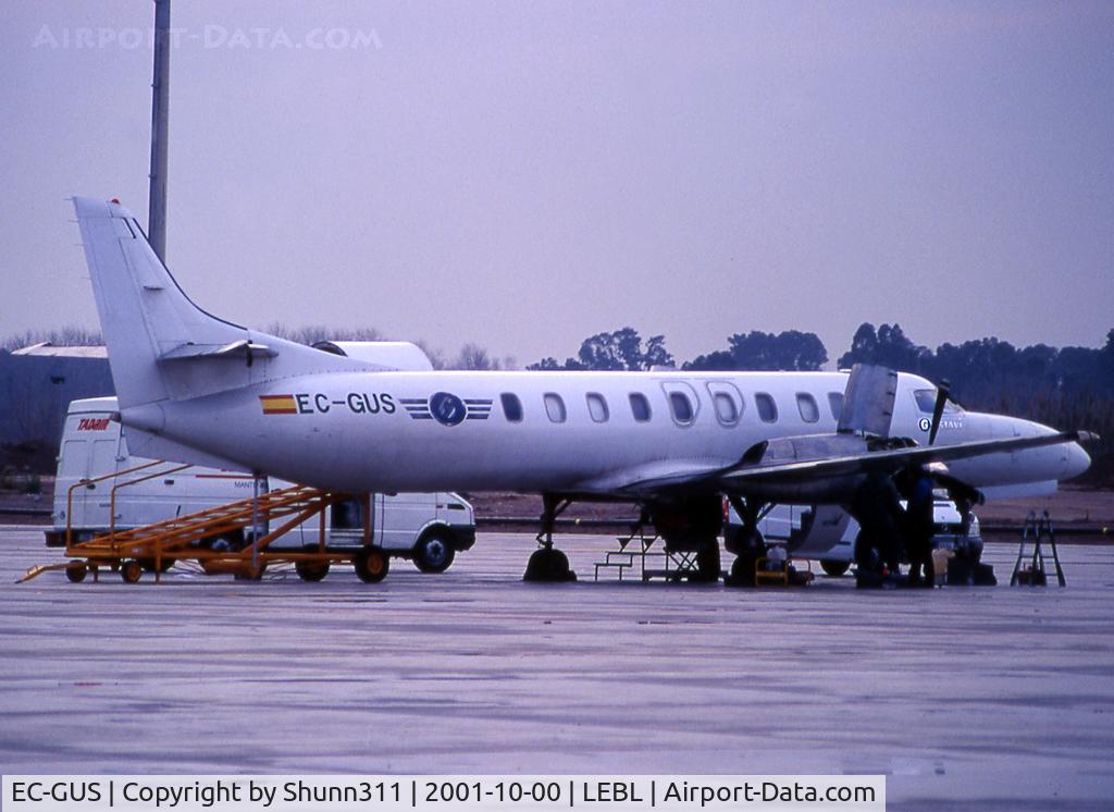 EC-GUS, 1986 Fairchild Swearingen SA-227AC Metro III C/N AC-648, Maintenance on the ramp...