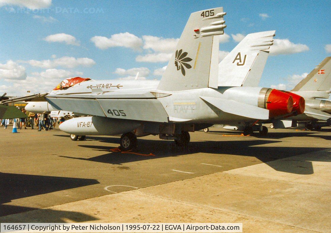 164657, 1992 McDonnell Douglas F/A-18C Hornet C/N 1084/C280, F/A-18C Hornet of VFA-87 Golden Warriors on display at the 1995 Intnl Air Ttatoo at RAF Fairford.