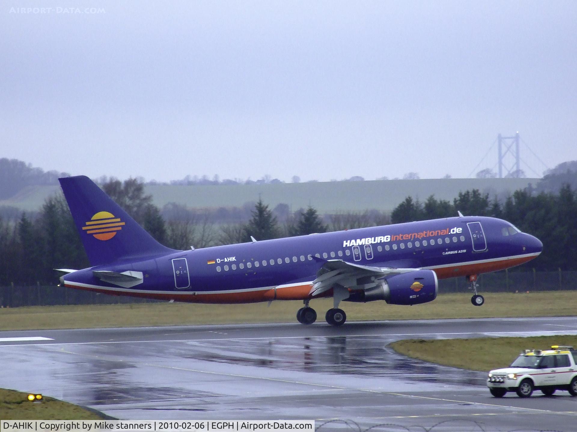D-AHIK, 2008 Airbus A319-112 C/N 3560, Hamburg international A319 Touches down on runway 06