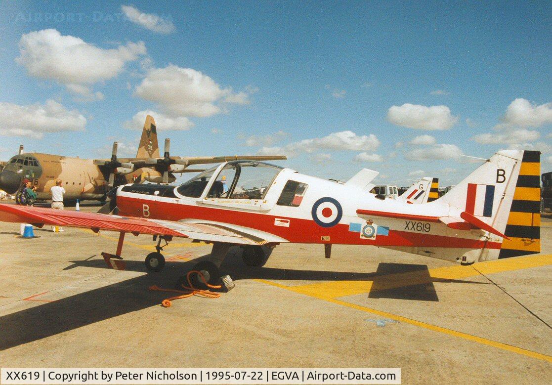 XX619, 1975 Scottish Aviation Bulldog T.1 C/N BH120/277, Bulldog T.1 of York University Air Squadron on display at the 1995 Intnl Air Tattoo at RAF Fairford.