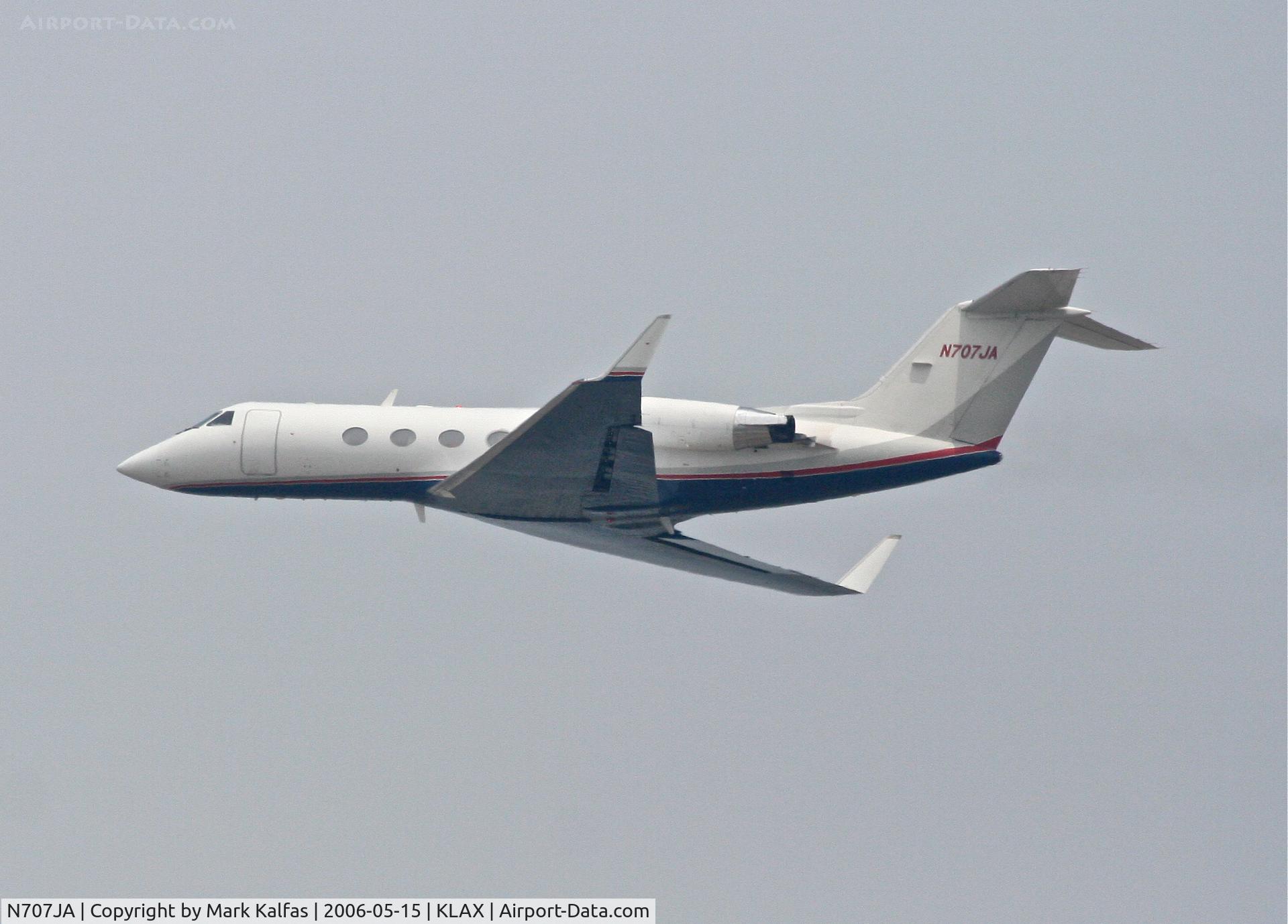 N707JA, 1984 Grumman G1159A Gulfstream III C/N 447, Gulfstream III, 25L departure KLAX.