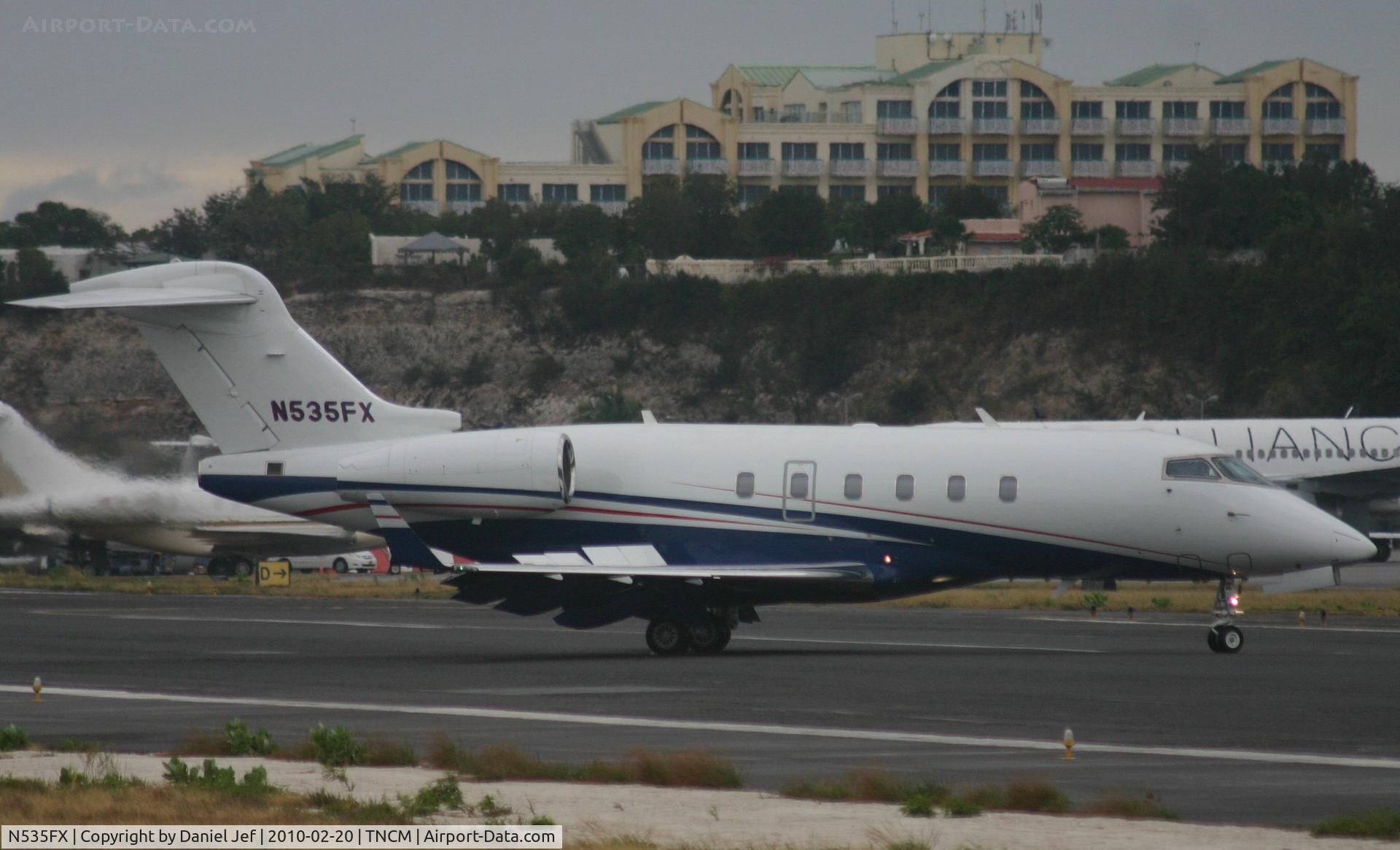N535FX, 2007 Bombardier Challenger 300 (BD-100-1A10) C/N 20167, N535FX Just landed atTNCM runway 10