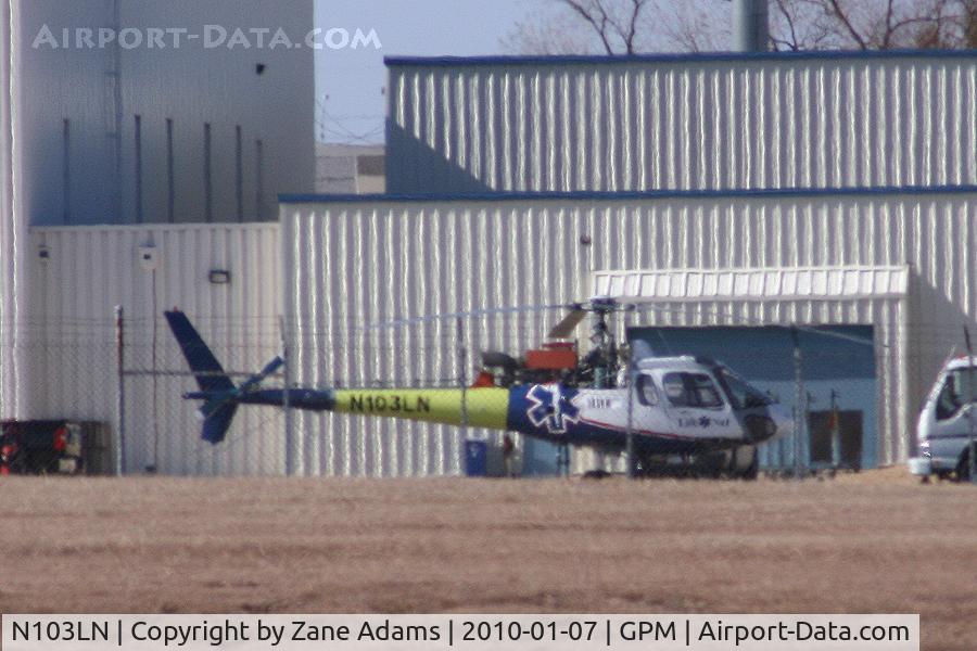 N103LN, 1998 Eurocopter AS-350B-3 Ecureuil Ecureuil C/N 3128, At Grand Prairie Municipal