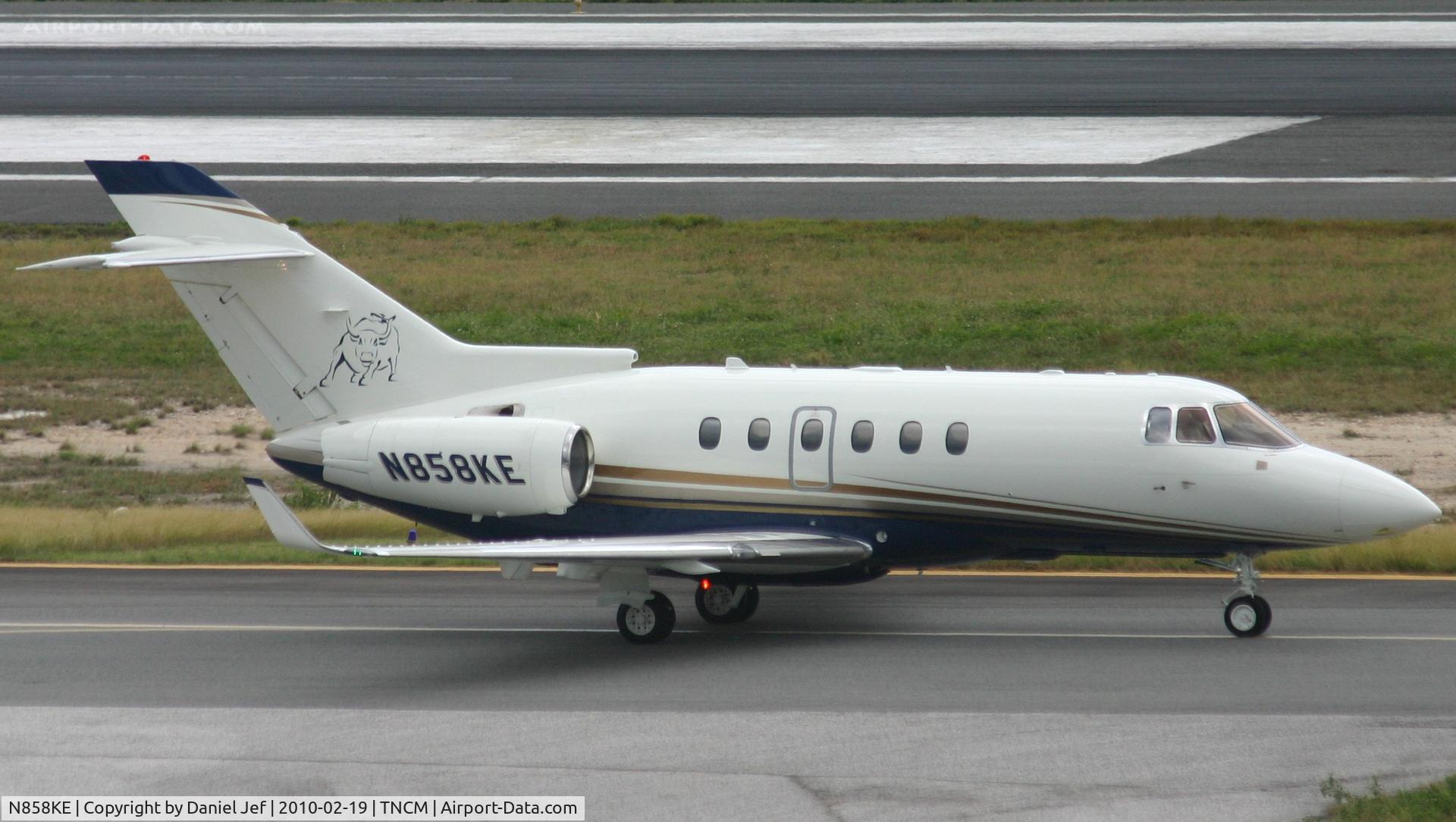 N858KE, 2006 Raytheon Hawker 850XP C/N 258796, N858KE holding the holding point Alpha