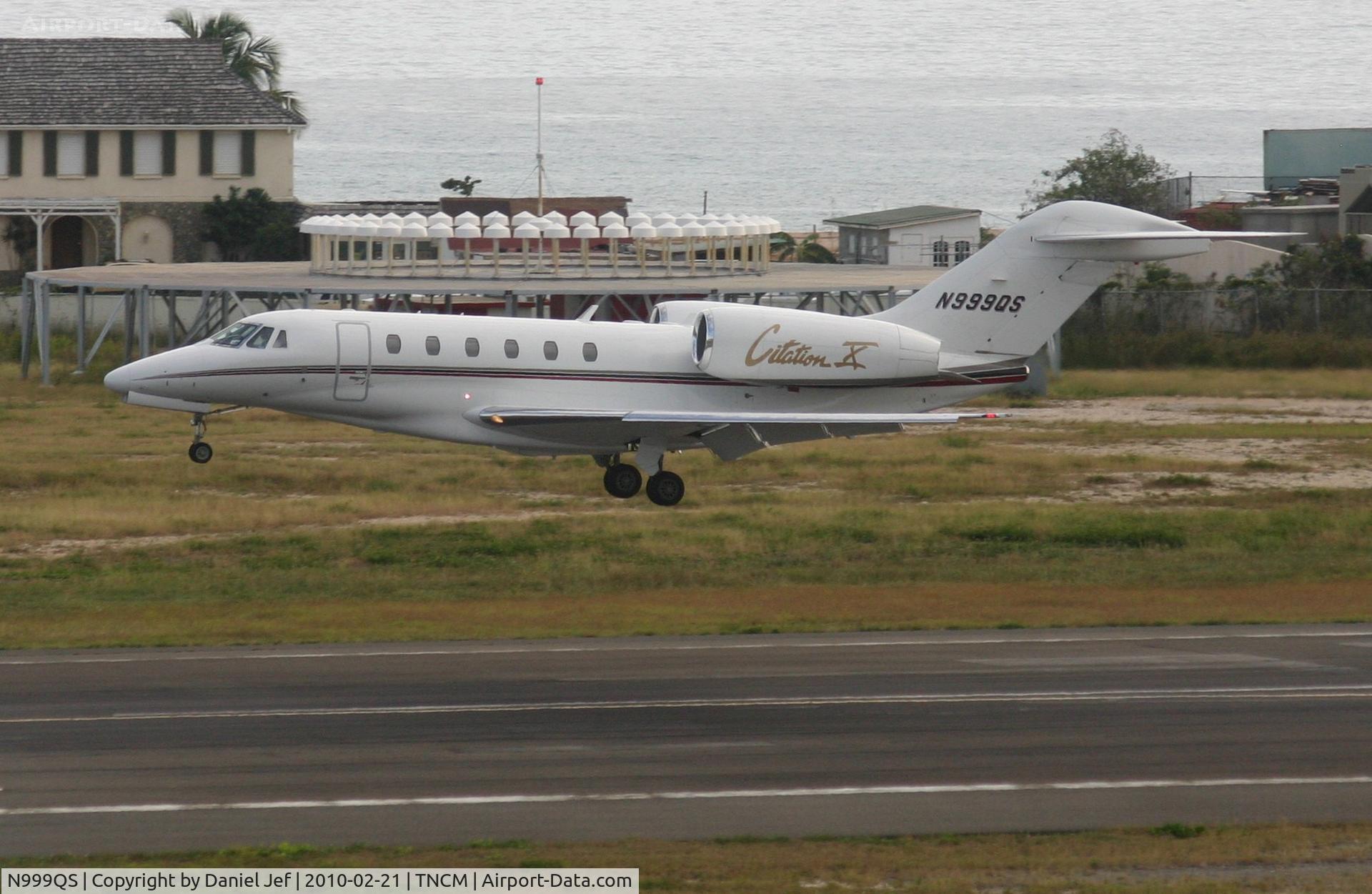 N999QS, 2002 Cessna 750 Citation X C/N 750-0203, N999QS landing at TNCM runway 10