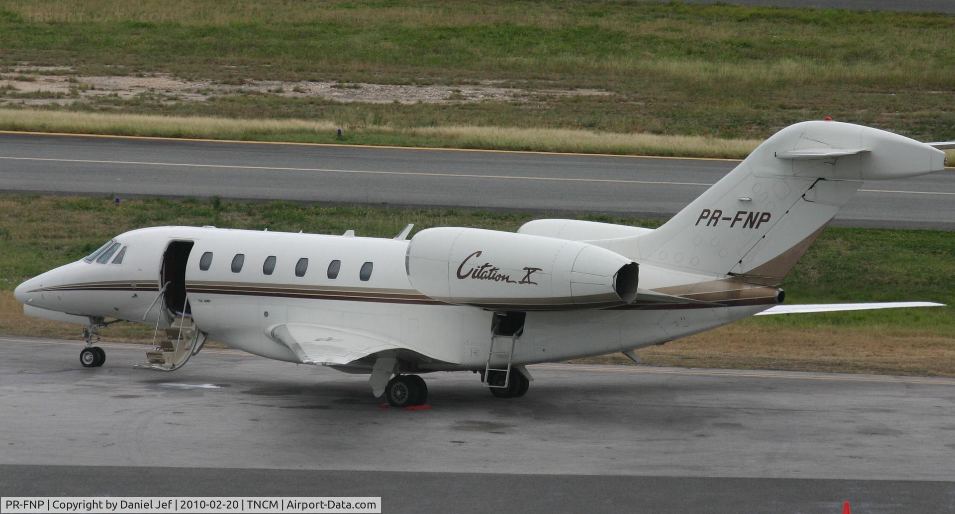 PR-FNP, 1997 Cessna 750 Citation X Citation X C/N 750-0028, PR-FNP park at the cargo ramp