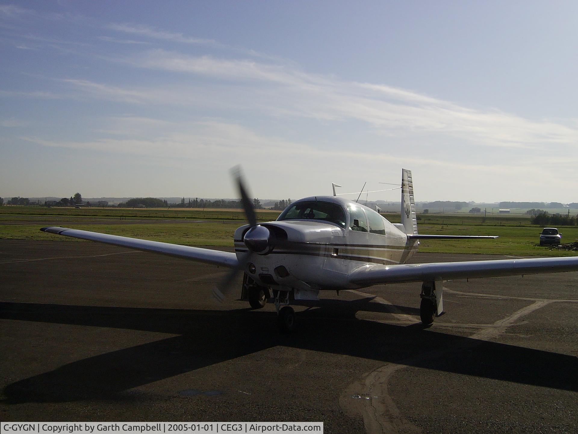 C-GYGN, 1976 Mooney M20F Executive C/N 22-1353, Mooney M20F, Lacombe Alberta Canada