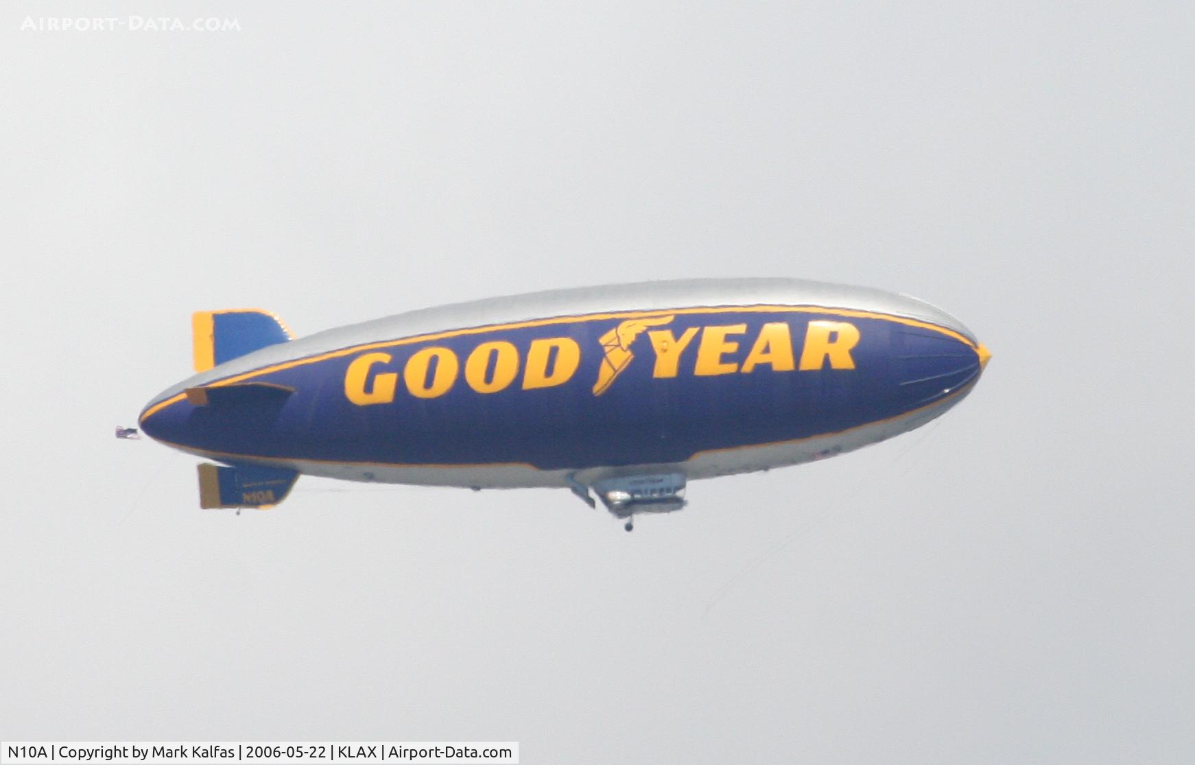N10A, 1979 Goodyear GZ-20A C/N 4117, Goodyear airship N10A crossing the VFR corridor KLAX.