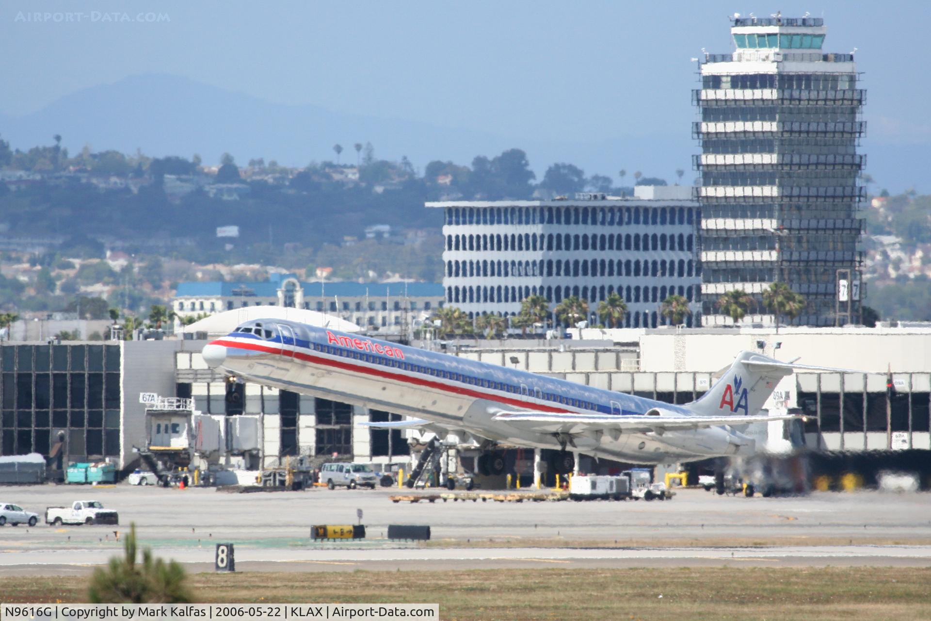 N9616G, 1997 McDonnell Douglas MD-83 (DC-9-83) C/N 53563, American Airlines Mcdonnell Douglas DC-9-83(MD-83), N9616G 25R departure KLAX.
