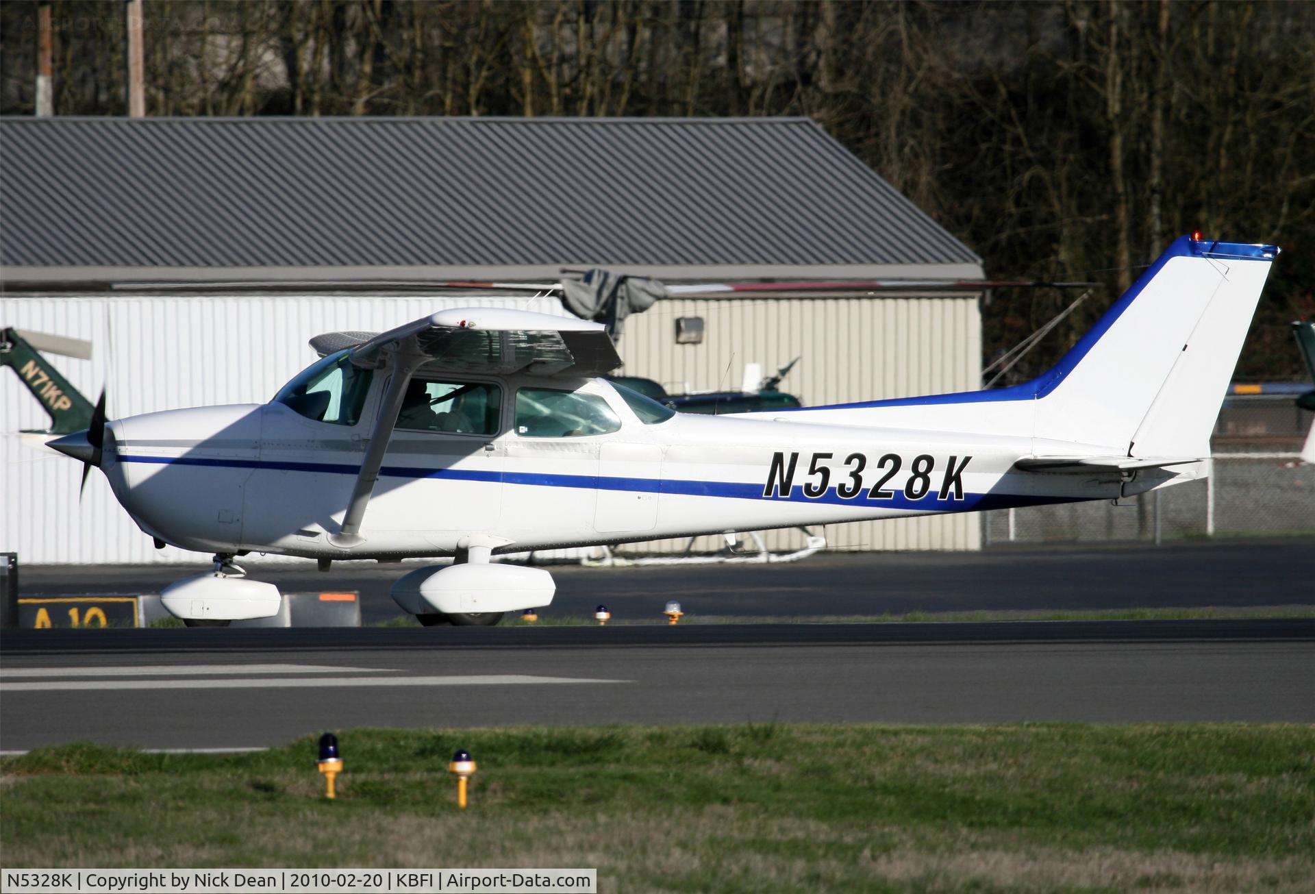 N5328K, 1980 Cessna 172P C/N 17274067, KBFI