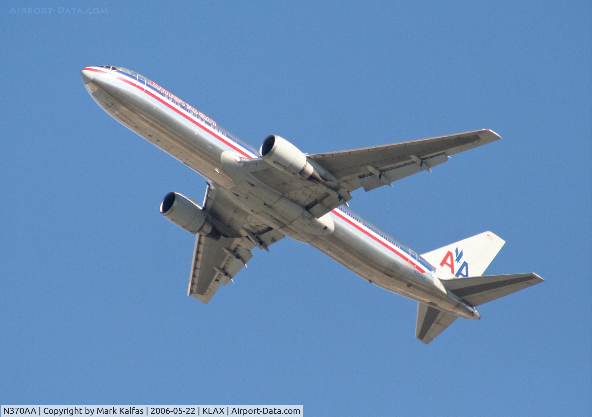 N370AA, 1992 Boeing 767-323 C/N 25197, American Airlines Boeing 767-323. N370AA 25R departure KLAX.