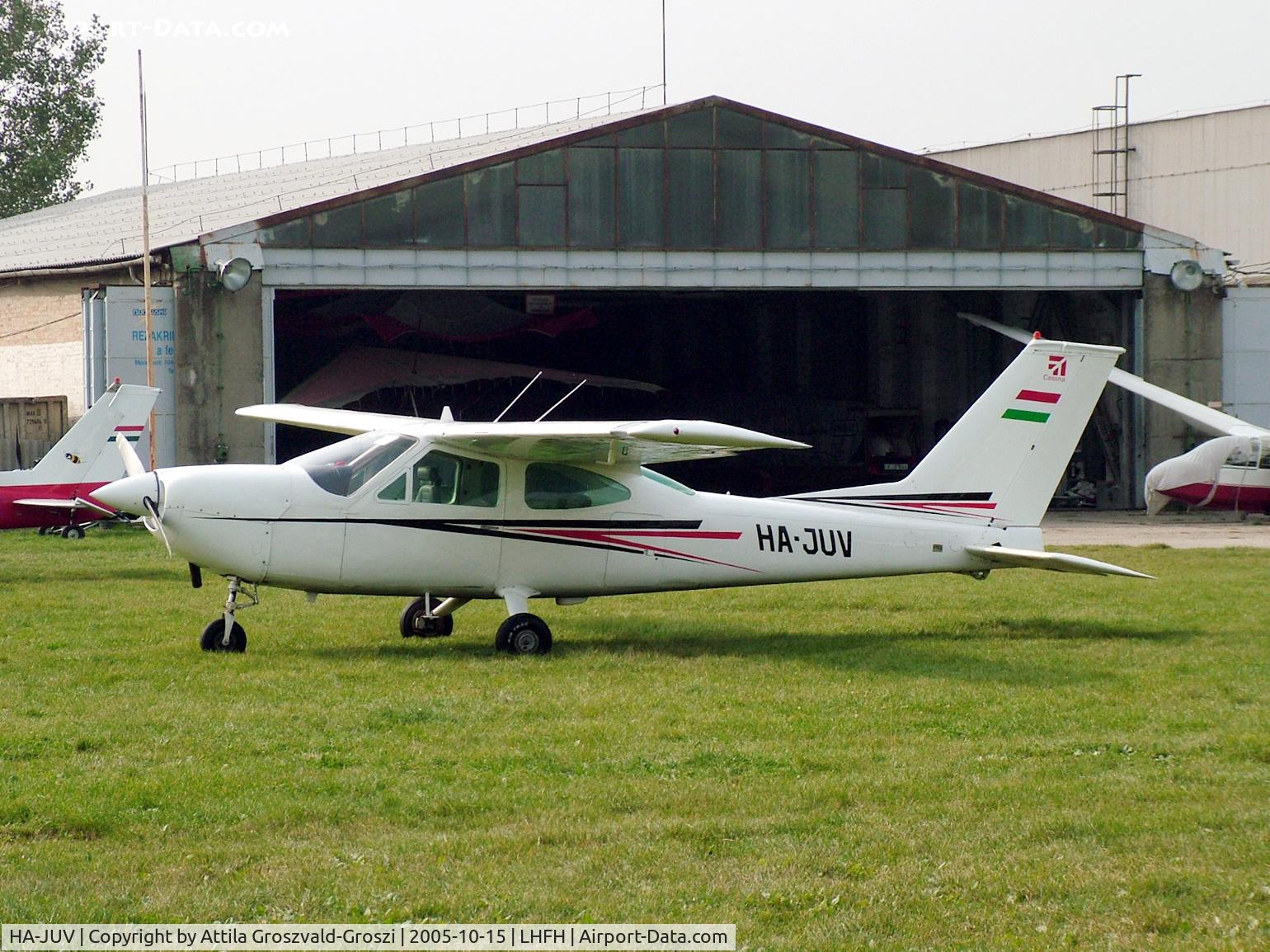 HA-JUV, 1968 Cessna 177 Cardinal Cardinal C/N 17700885, Farkashegy Airfield Hungary