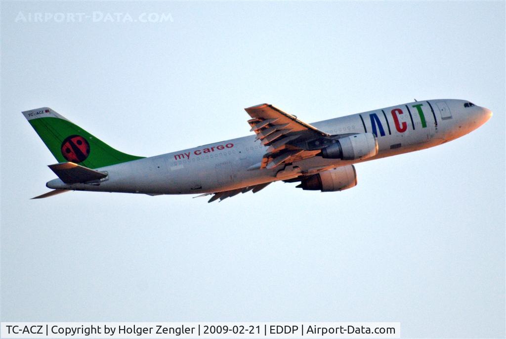 TC-ACZ, 1980 Airbus A300B4-103 C/N 105, Take off in last daylight