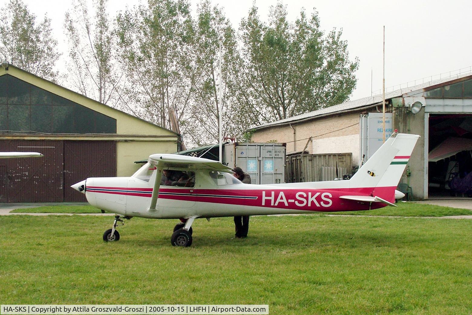 HA-SKS, 1984 Cessna 152 C/N 15285904, Farkashegy Airfield Hungary