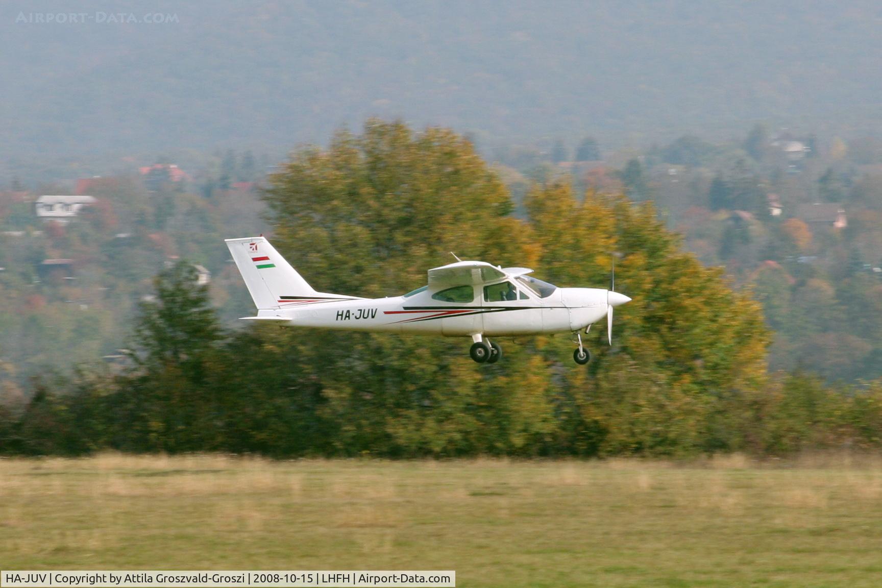 HA-JUV, 1968 Cessna 177 Cardinal Cardinal C/N 17700885, Farkashegy Airfield Hungary