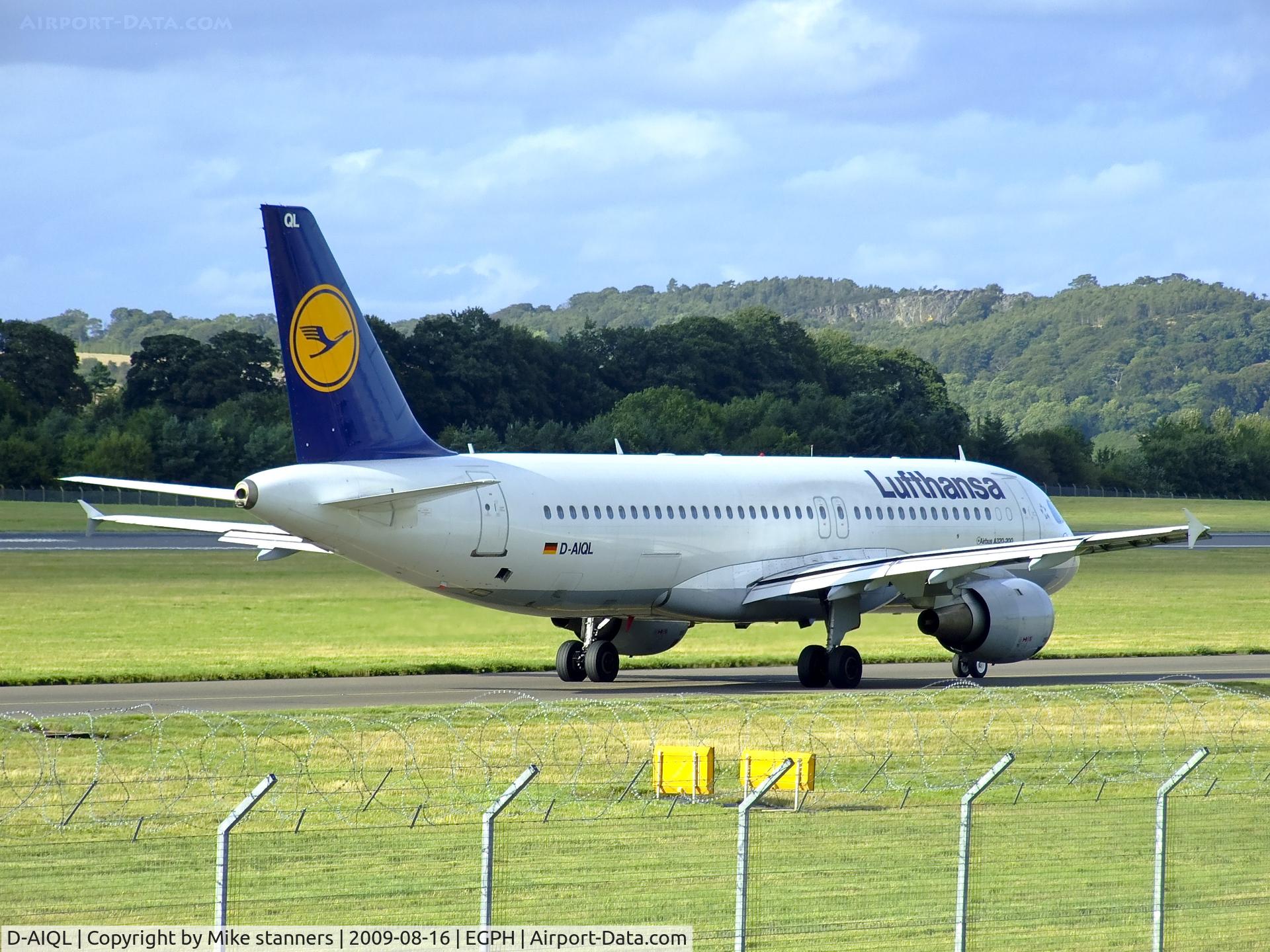 D-AIQL, 1991 Airbus A320-211 C/N 0267, Lufthansa A320 At EDI