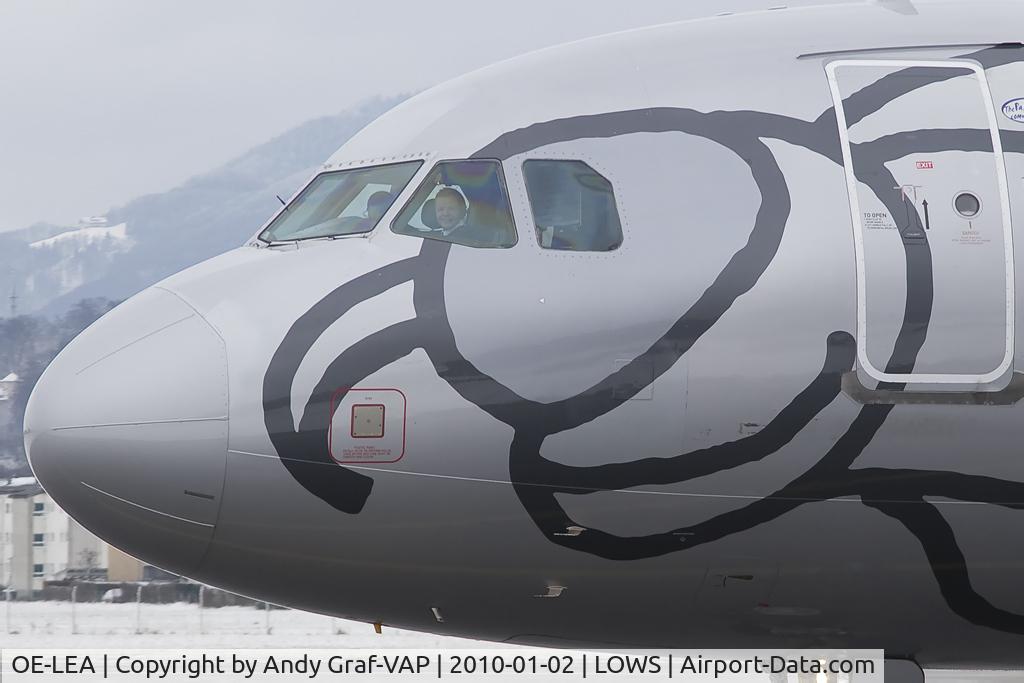 OE-LEA, 2005 Airbus A320-214 C/N 2529, NIKI A319