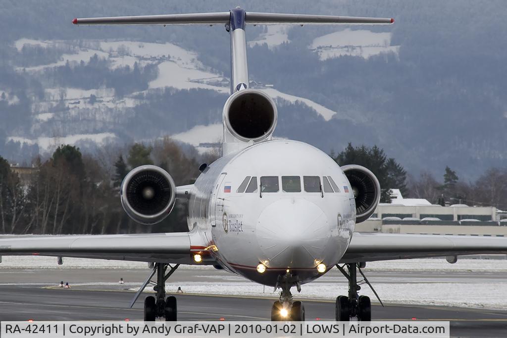 RA-42411, 1992 Yakovlev Yak-42D C/N 4520421219043, Rusjet Y42