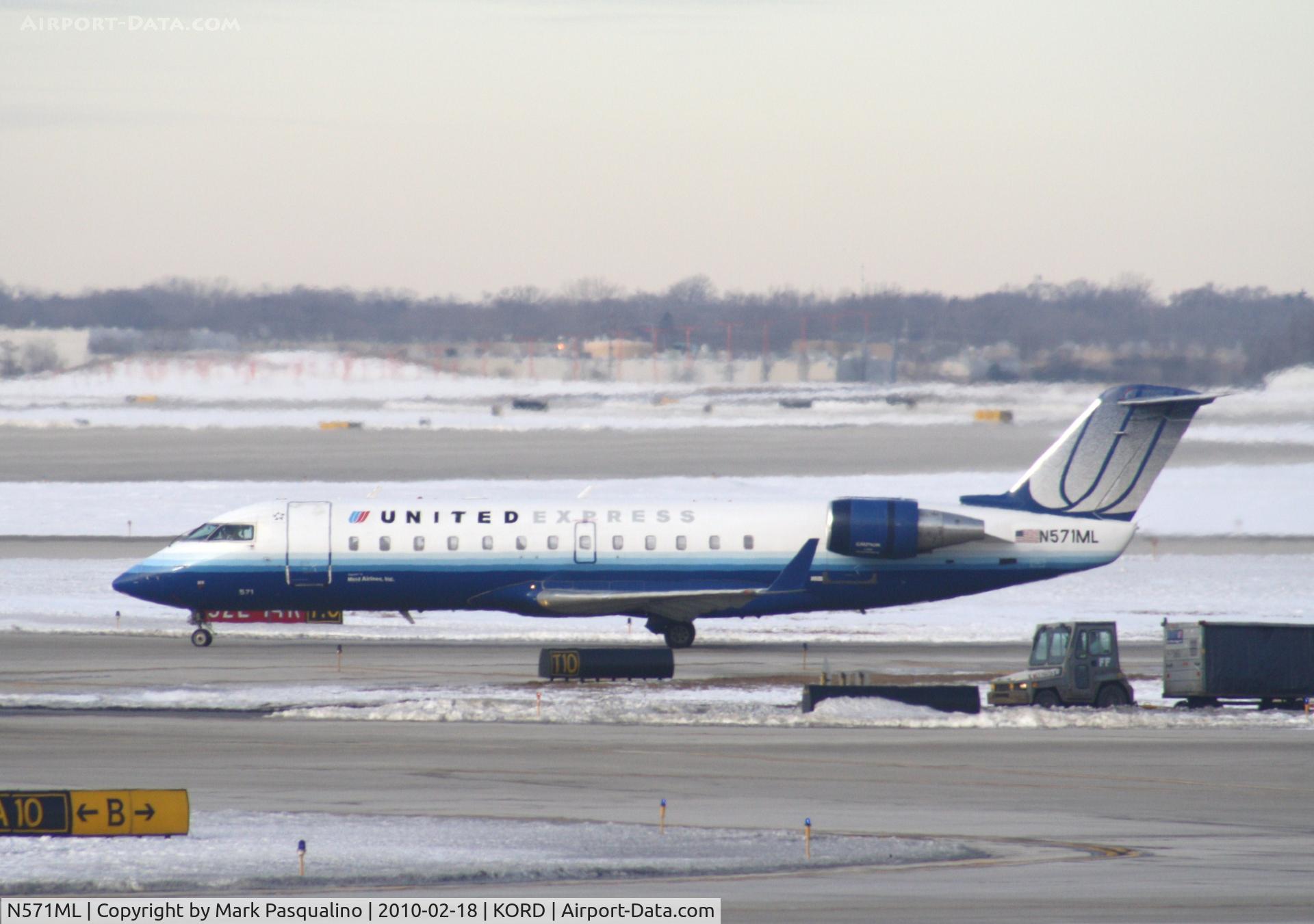 N571ML, 1997 Canadair CRJ-200ER (CL-600-2B19) C/N 7209, CL-600-2B19