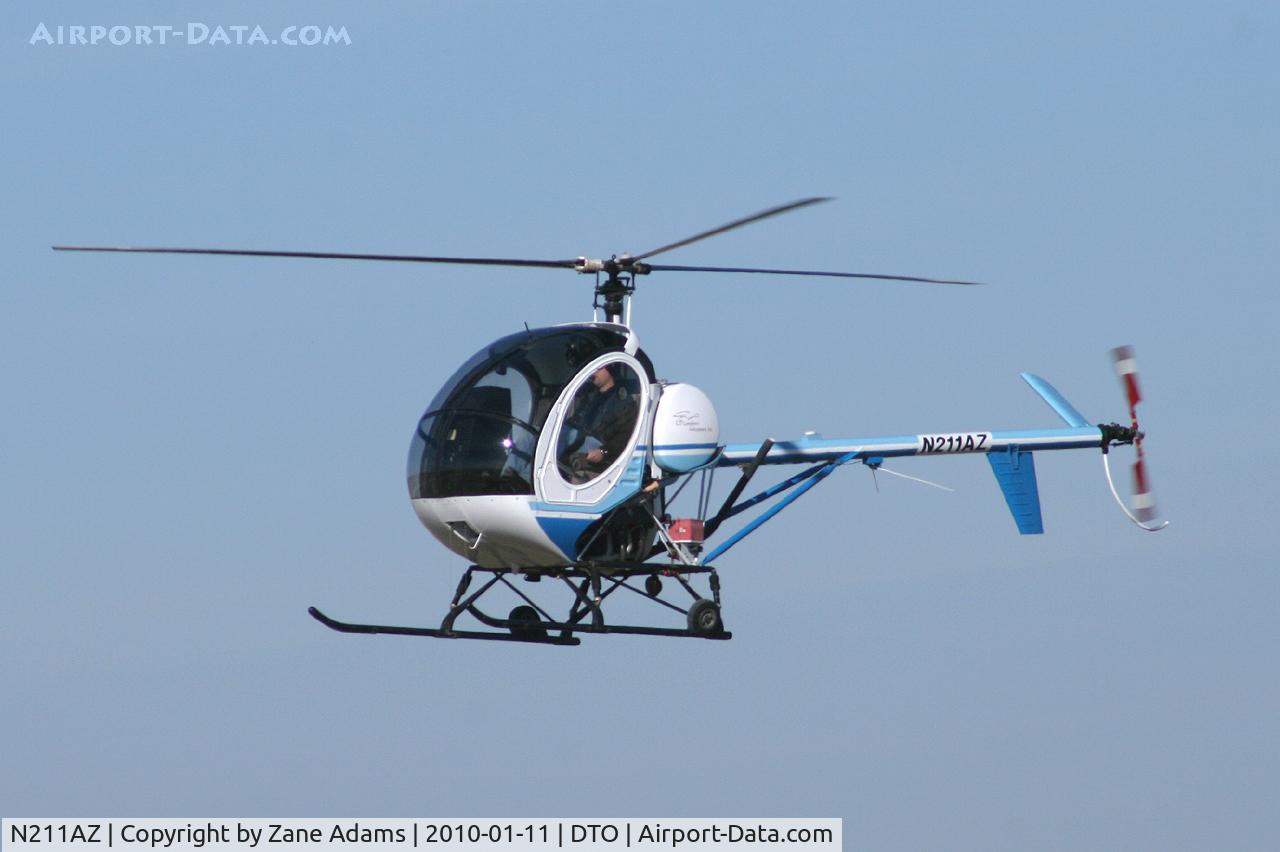 N211AZ, 2001 Schweizer 269C C/N S1827, At Denton Municipal