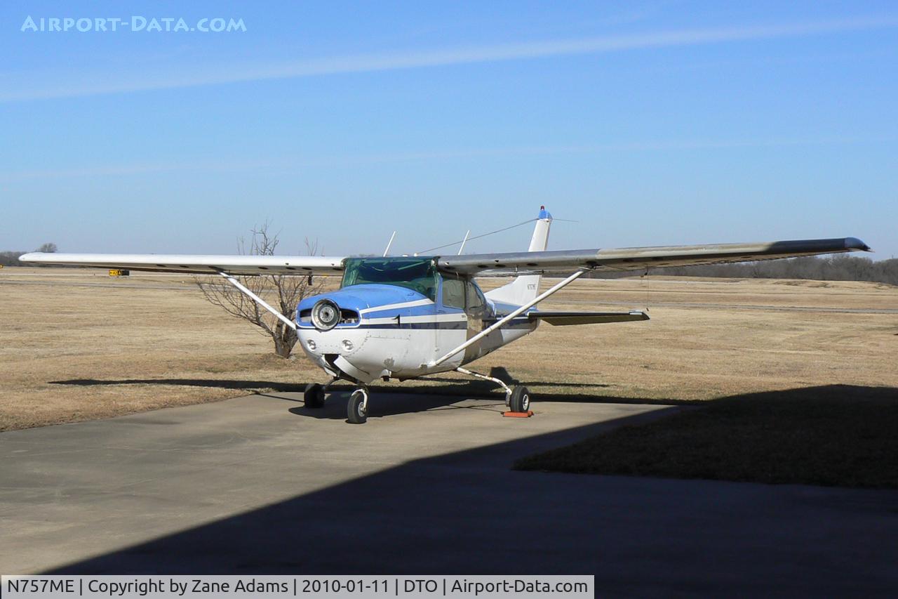 N757ME, 1979 Cessna R182 Skylane RG C/N R18201247, At Denton Municipal