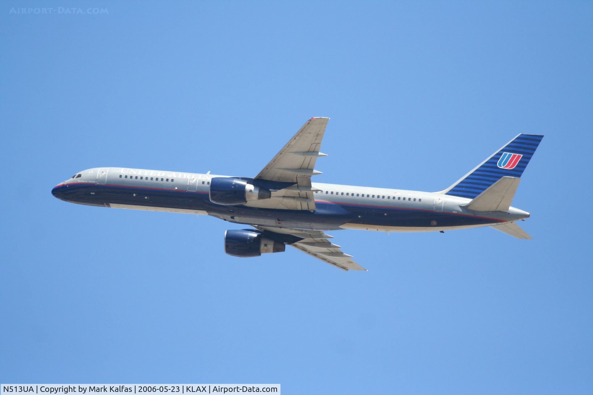 N513UA, 1990 Boeing 757-222 C/N 24810, United Airlines Boeing 757-222, N513UA 25R departure KLAX.