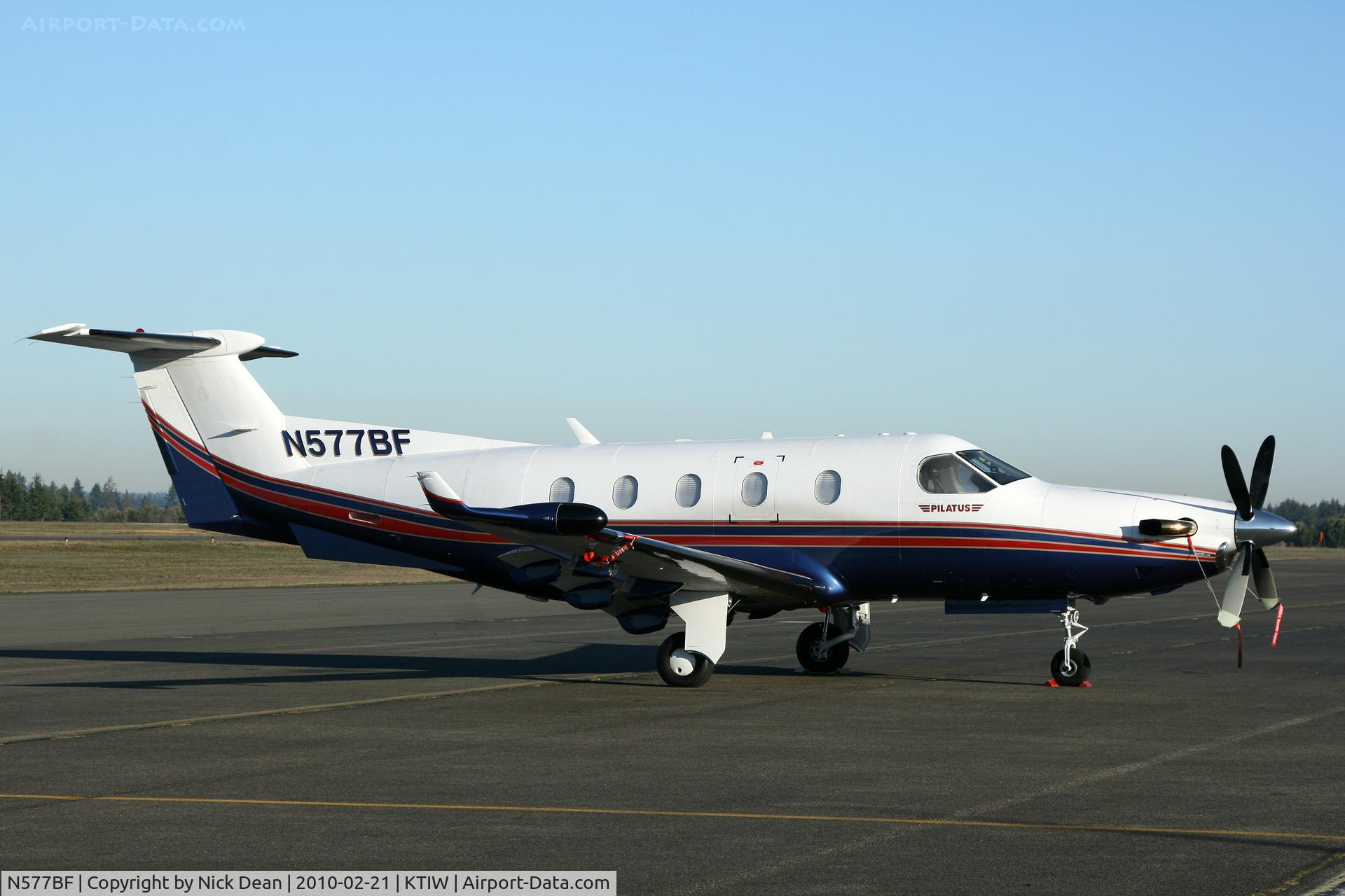 N577BF, 2004 Pilatus PC-12/45 C/N 577, KTIW