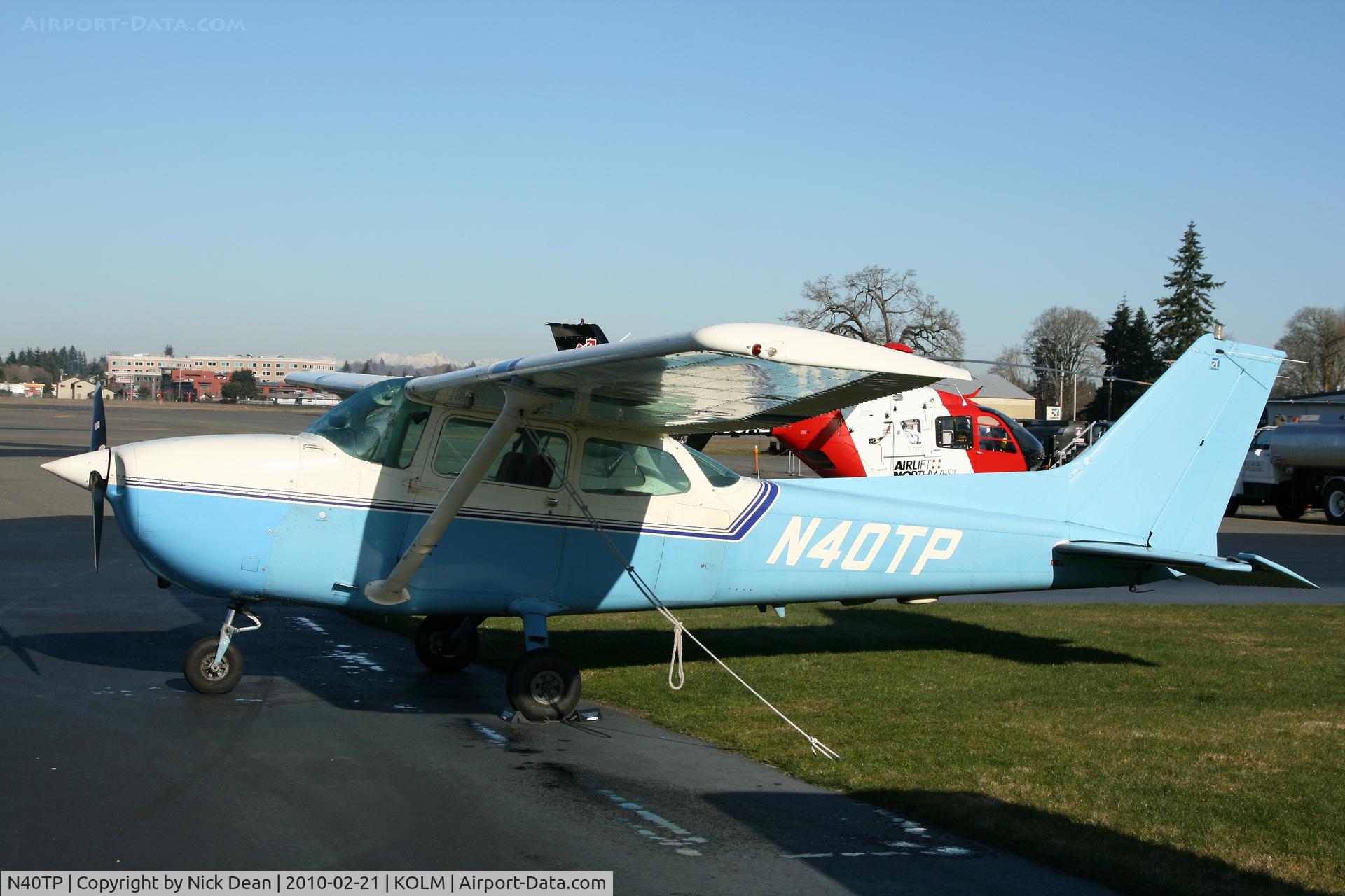 N40TP, Cessna 172P C/N 17274723, KOLM